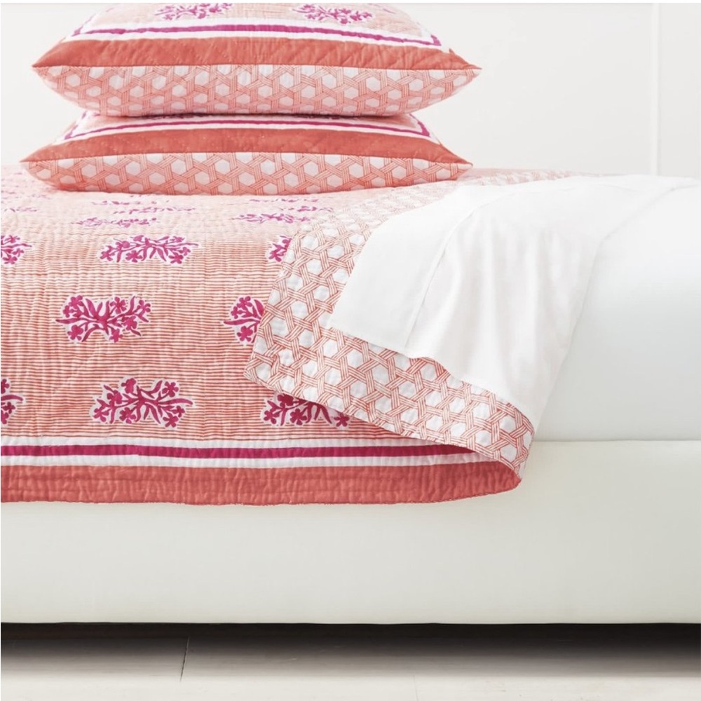 Serena & Lily Amalfi Twin Quilt/Euro Sham Set